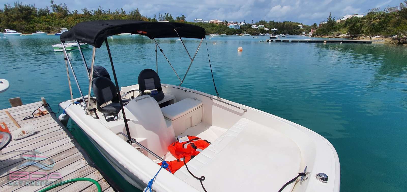 Gallery of Boat Rentals in Bermuda <p>Boston Whaler Boats in Action</p>