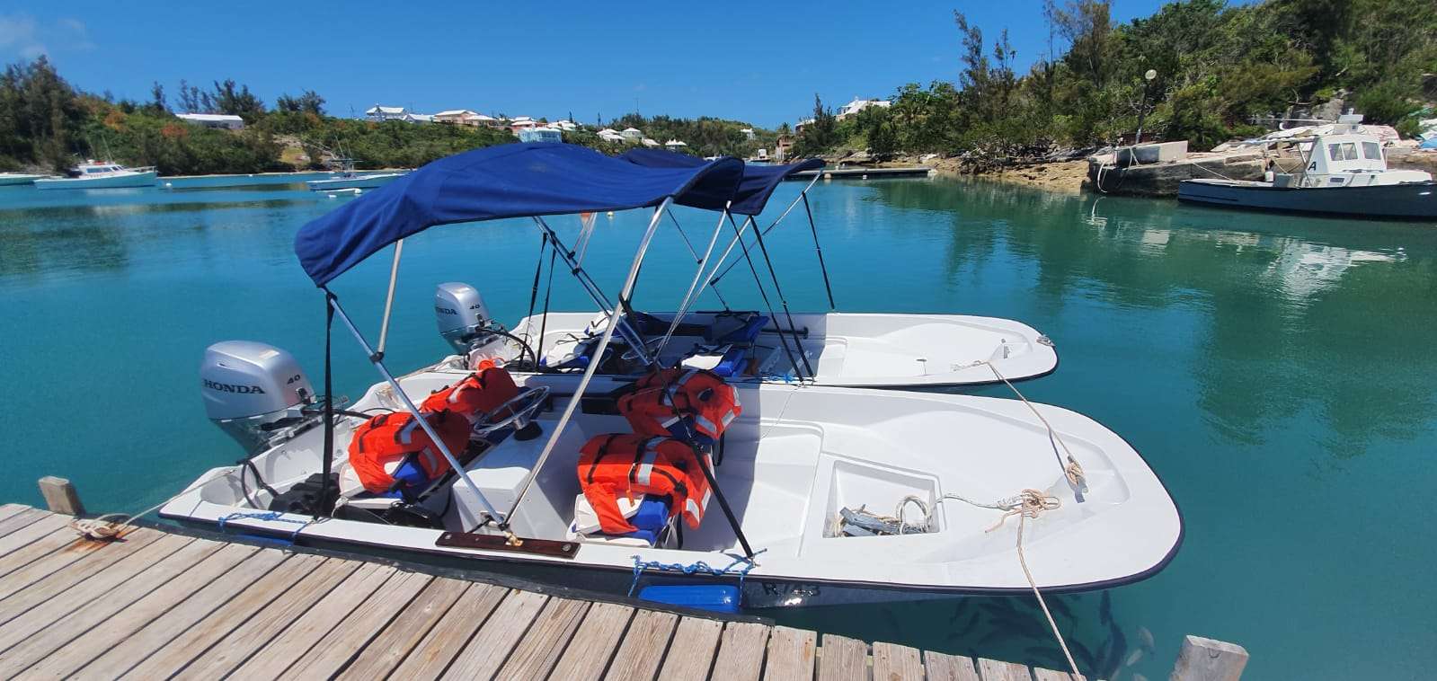 Gallery of Boat Rentals in Bermuda <p>Boston Whaler Boats in Action</p>